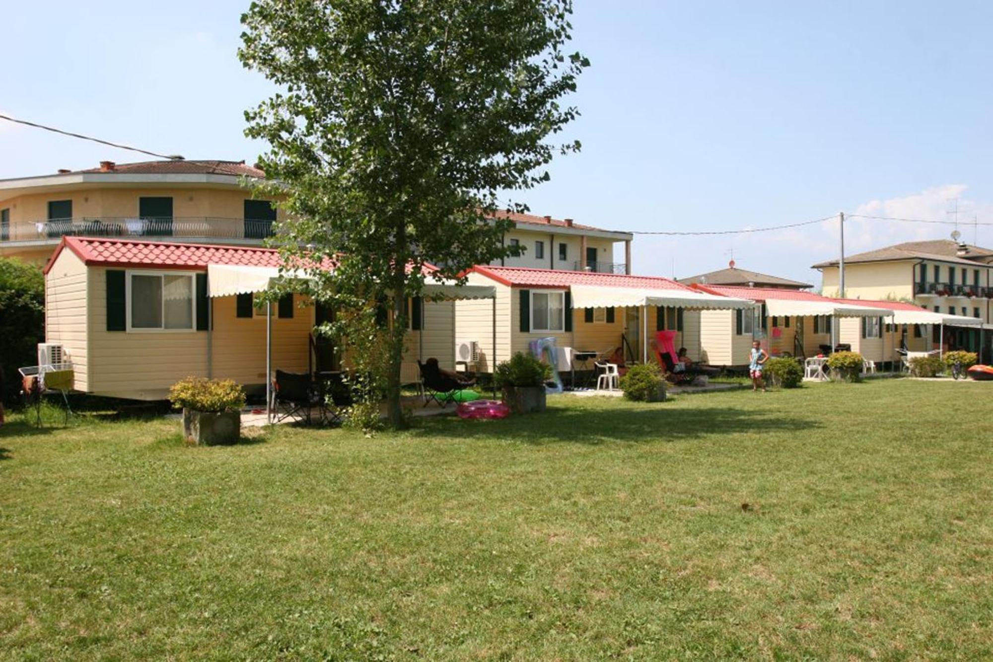 Camping Wien Песк'єра-дель-Гарда Екстер'єр фото